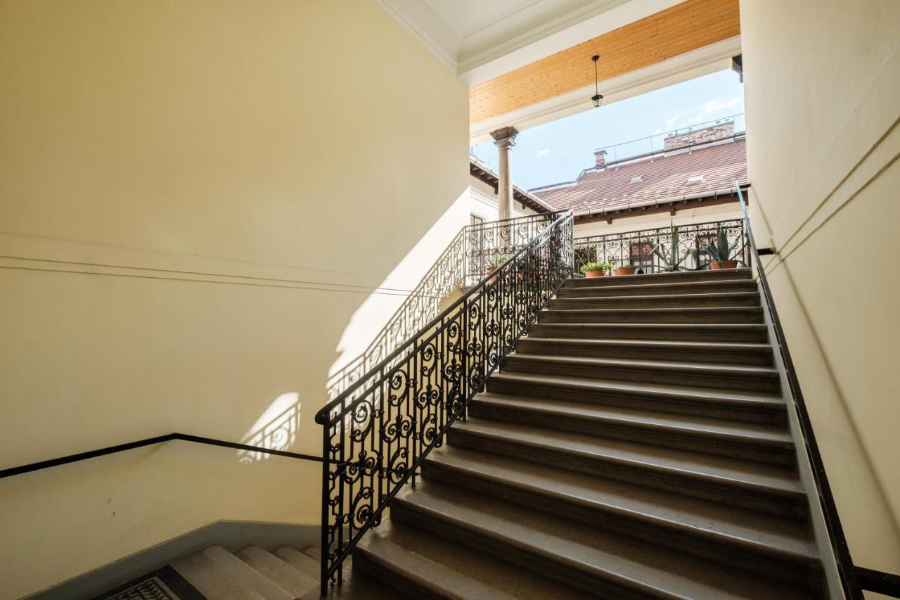 Andrassy Garden Apartment In Center ブダペスト エクステリア 写真